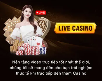 Vận động viên tennis đang giao bóng